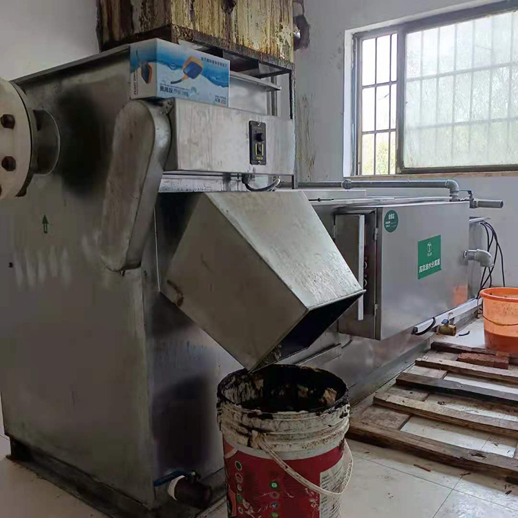 10立方機油油水分離器恒溫加熱自動(dòng)刮油自動(dòng)渣油分離